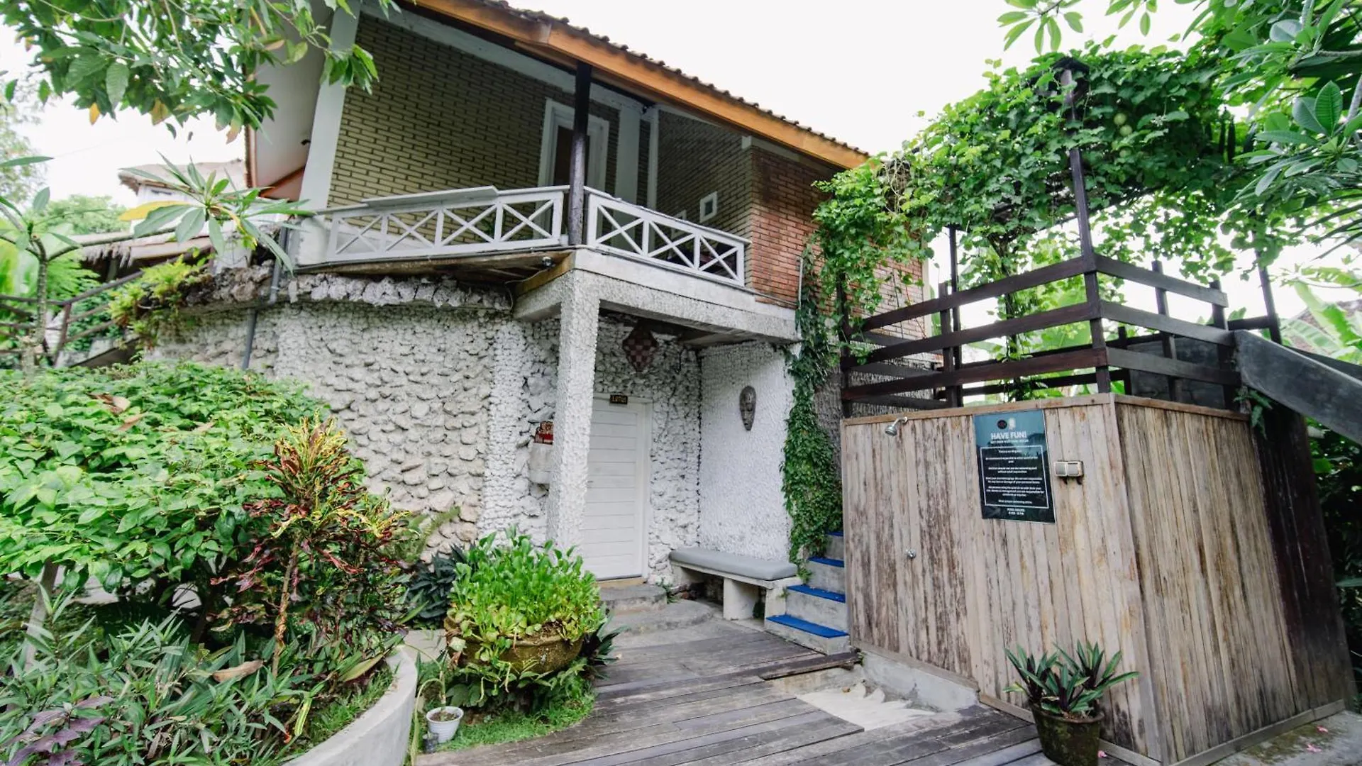 The Onion Collective Hostel Ubud  0*, Ubud (Bali)